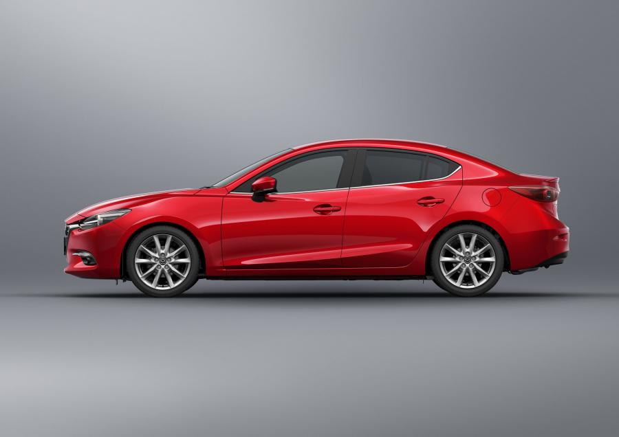  Mazda Axela Sedan 2016 года  (фото 7 из 9)
